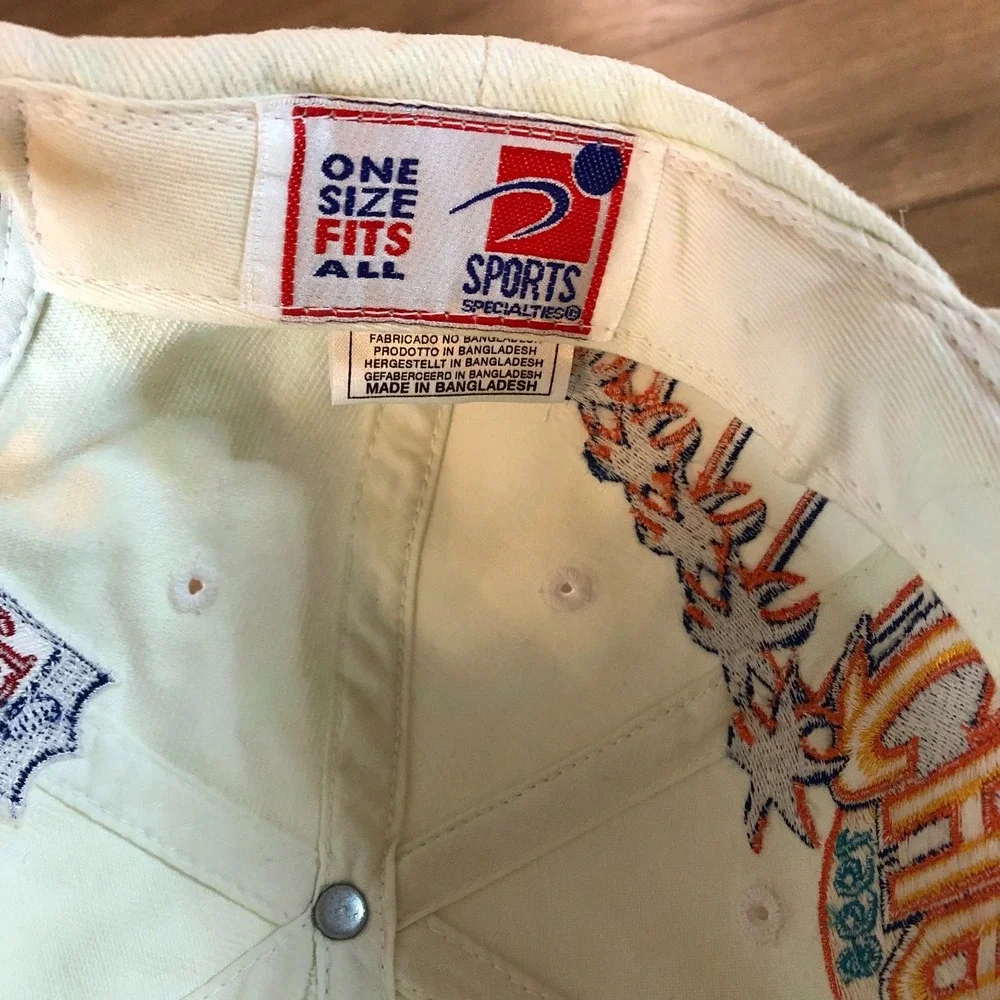 Vintage Denver Broncos Hat‎ Cap Snap Back White NFL Football Champions Miami 90s